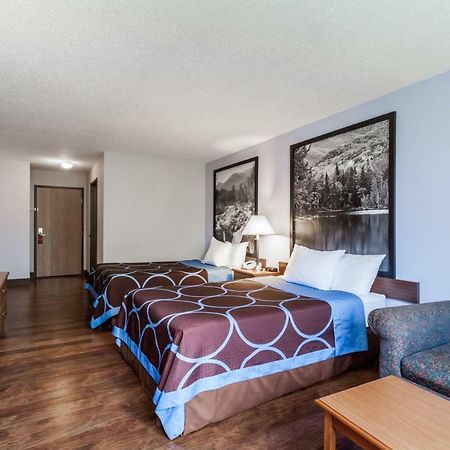 Super 8 By Wyndham Cobleskill Ny Екстериор снимка