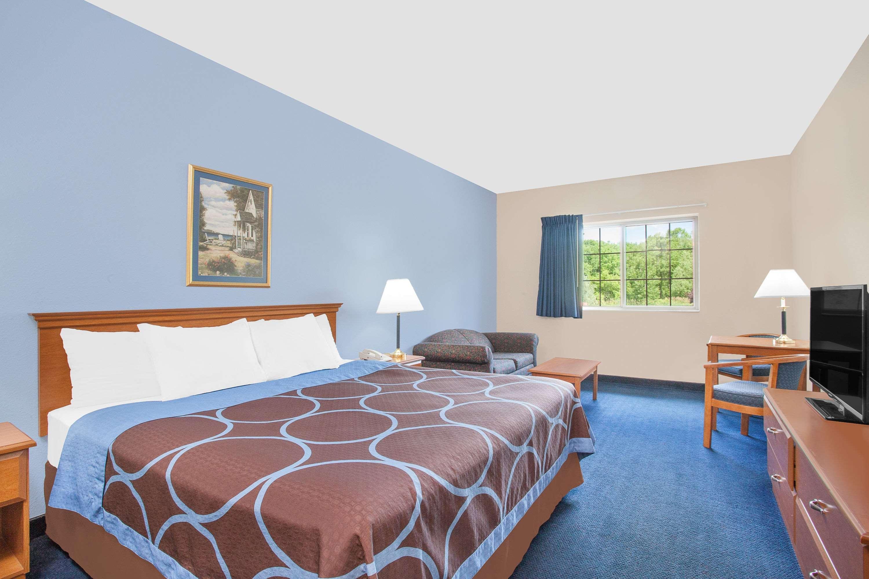 Super 8 By Wyndham Cobleskill Ny Екстериор снимка