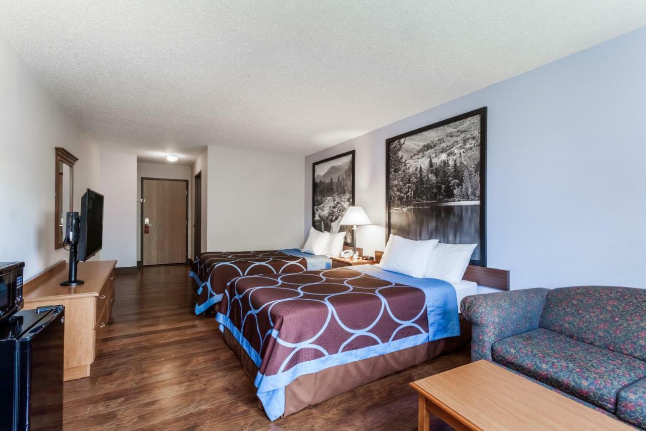 Super 8 By Wyndham Cobleskill Ny Екстериор снимка